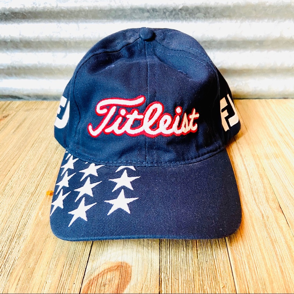 Titleist Men’s Golf Hat 🧢 100% Cotton
